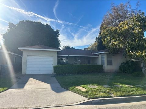 Photo of 6361 Los Robles Ave, Buena Park, CA 90621 (MLS # PW26042918)