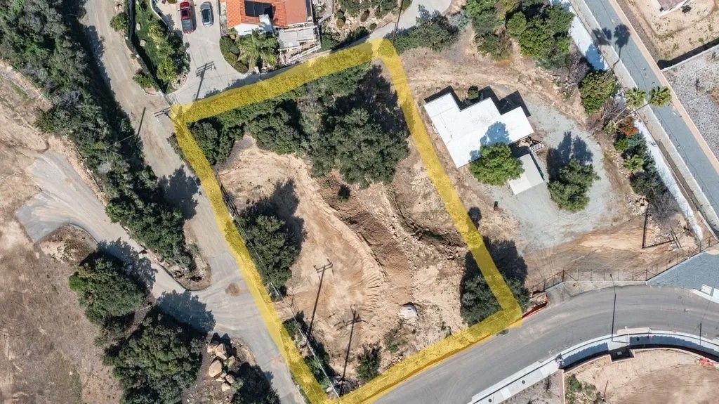 Photo of 11 Bowmore, Lake Elsinore, CA 92530 (MLS # SW25267074)