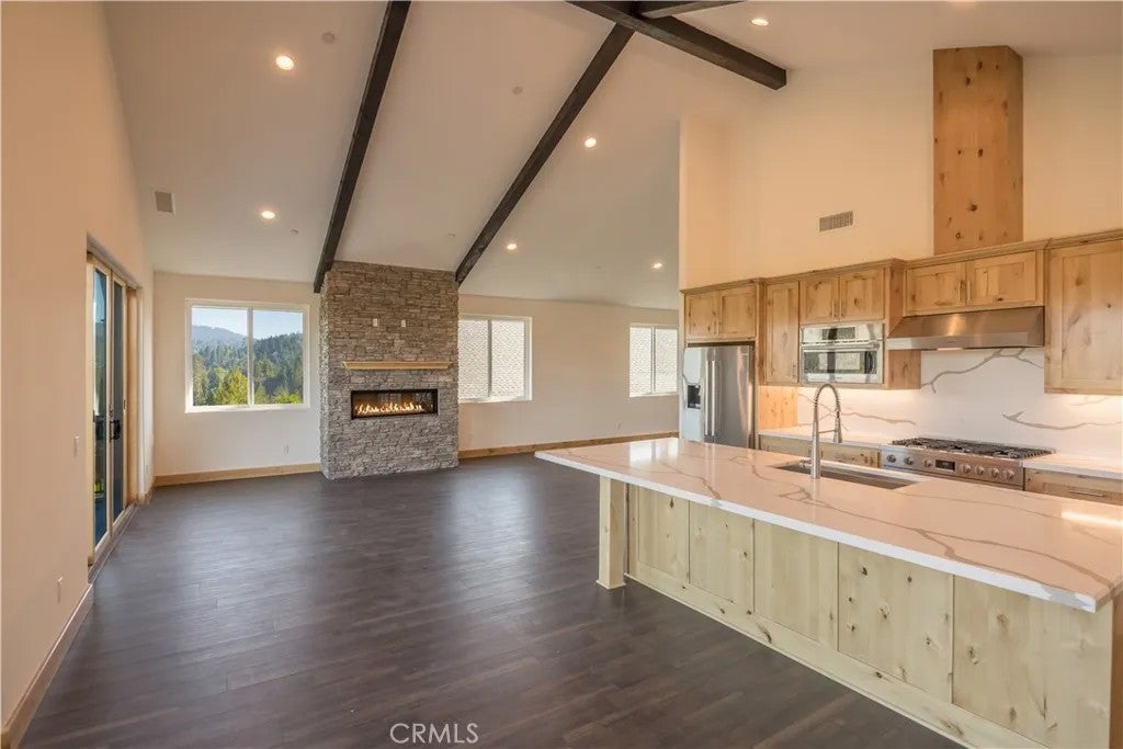 851 Madera