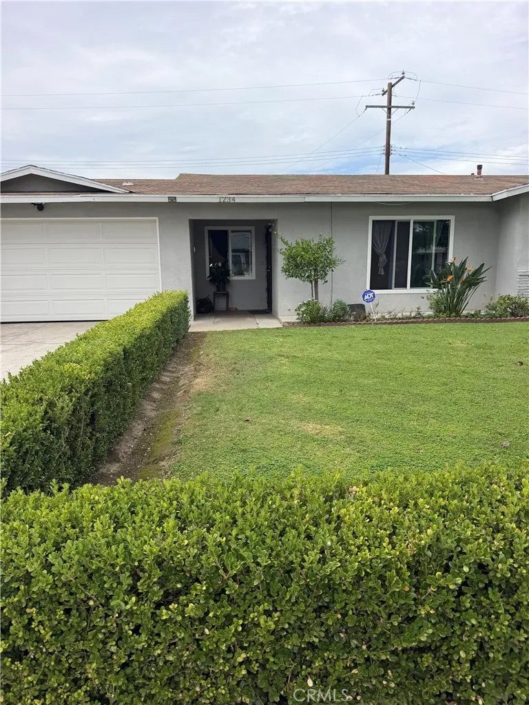1234 S Everglade