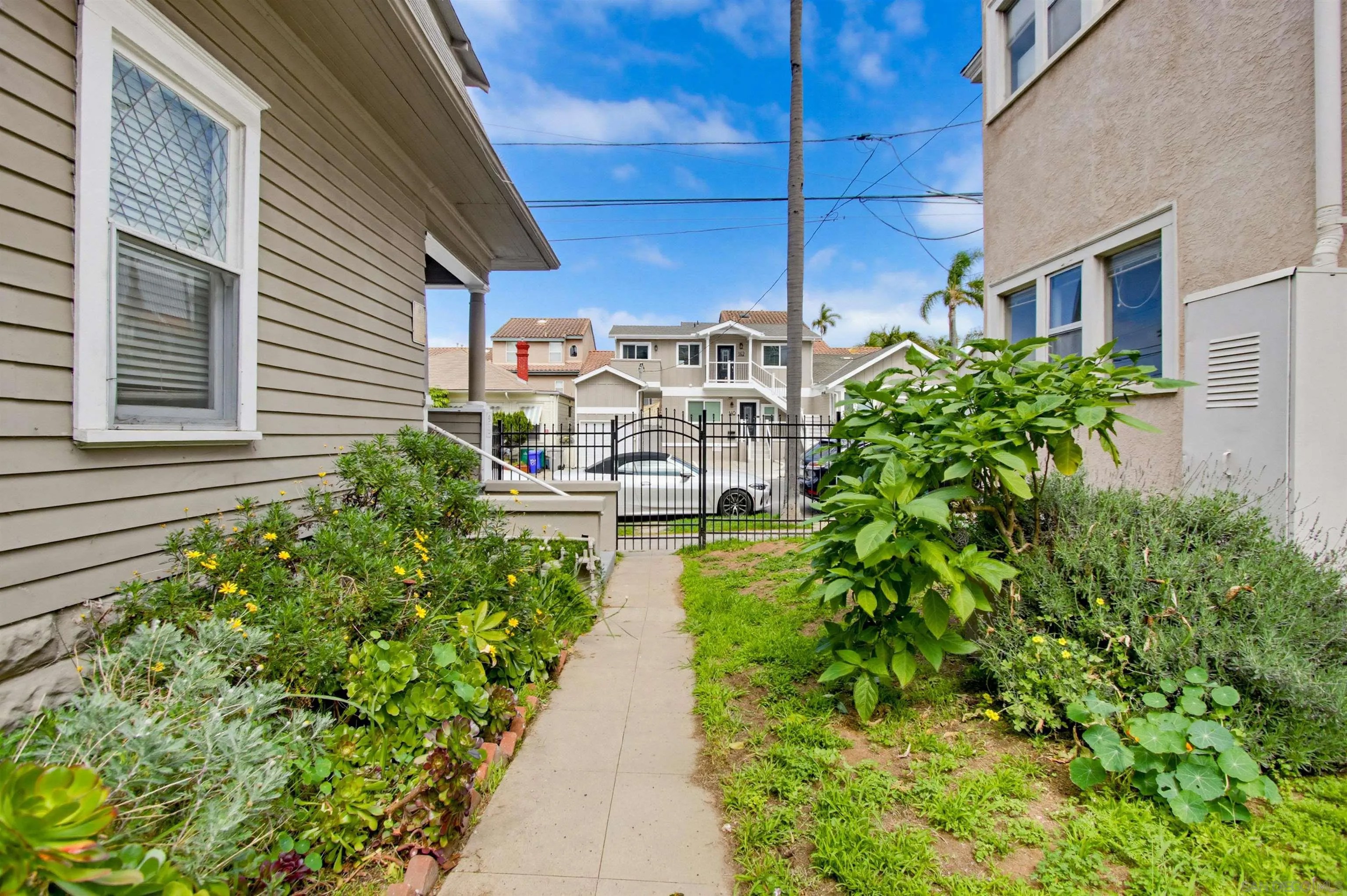 137 Pennsylvania Avenue