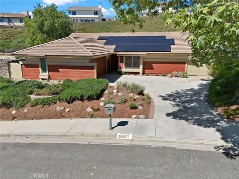 Photo of 25377 Fortuna Dr, Valencia, CA 91355 (MLS # PW26049507)