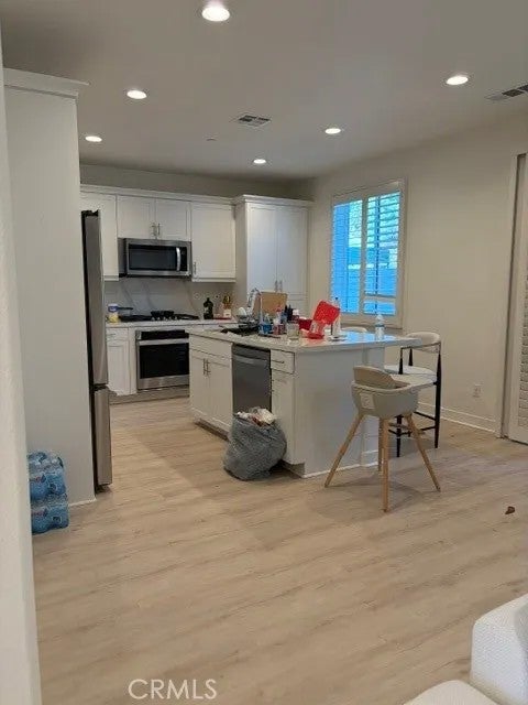 23201 W Canterbury