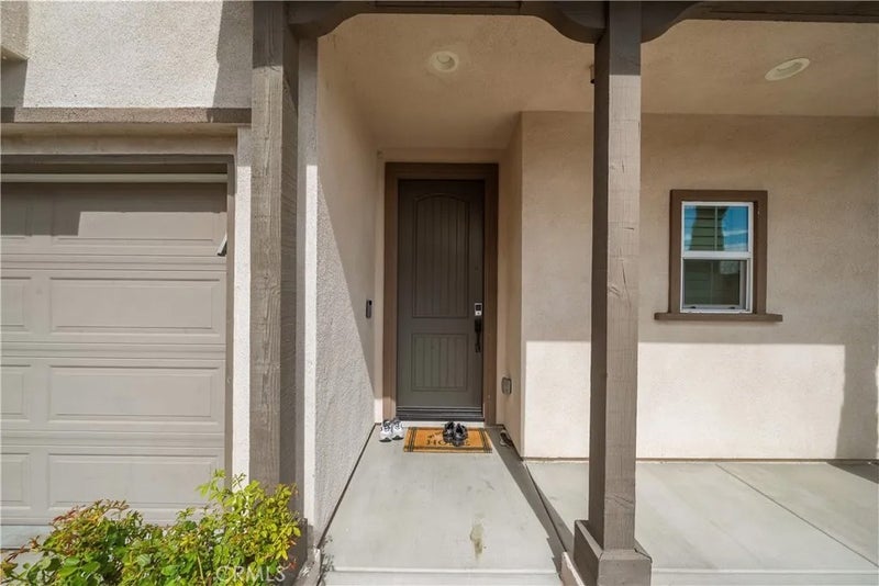 23201 W Canterbury