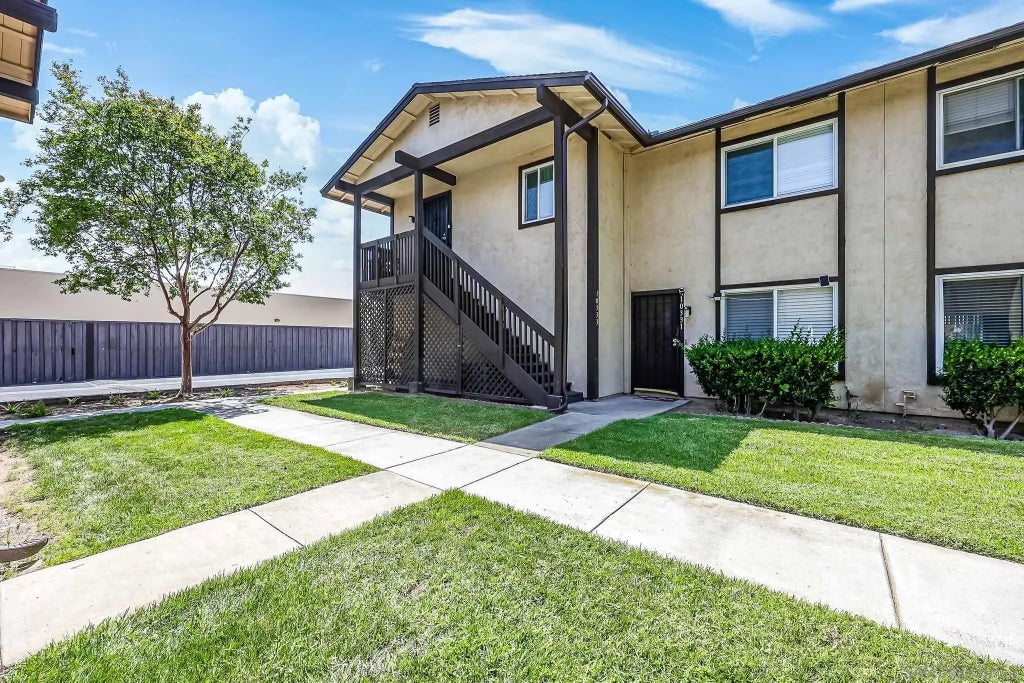 Photo of 10333 Carefree Dr, Santee, CA 92071 (MLS # 260012200)