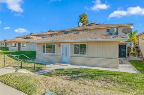 Photo of 18130 Via Amorosa #1, Rowland Heights, CA 91748 (MLS # CV26193883)