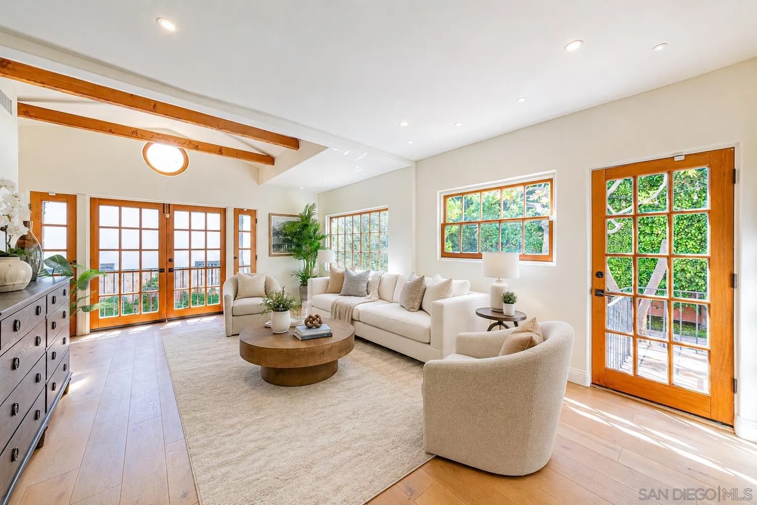 268 S Arden Blvd.