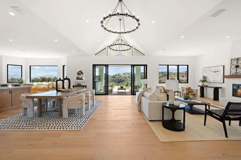 5120 Creek Oak Dr Fallbrook CA 92028