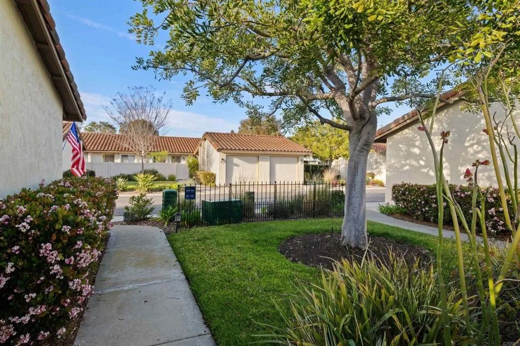 Photo of 363 Orwell Ln, Encinitas, CA 92024 (MLS # NDP2602261)