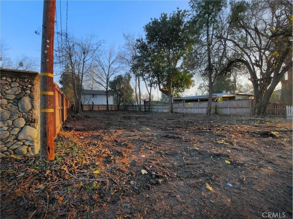 Photo of 1169 E 9th St, Chico, CA 95928 (MLS # SN26018349)