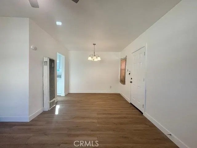 2214 E 111th