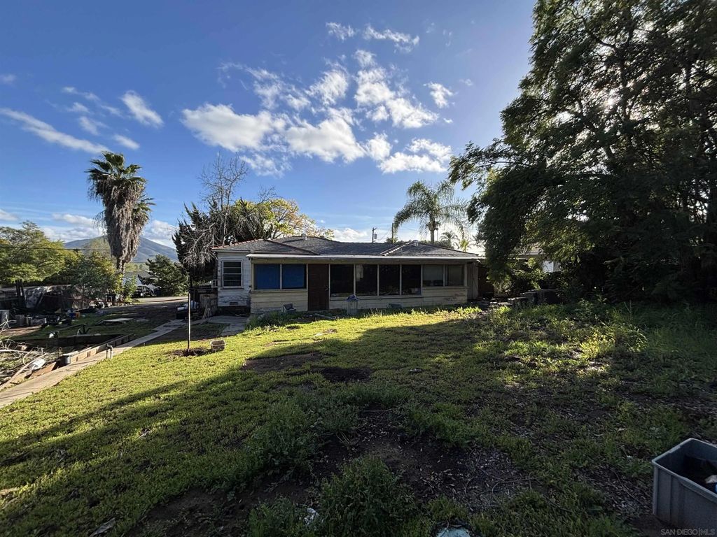 Photo of 10764 Challenge Blvd, La Mesa, CA 91941 (MLS # 260003932)