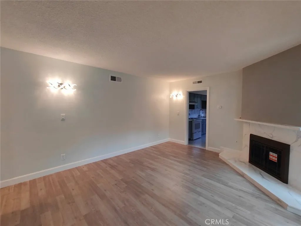 700 W Sierra Madre Boulevard 1