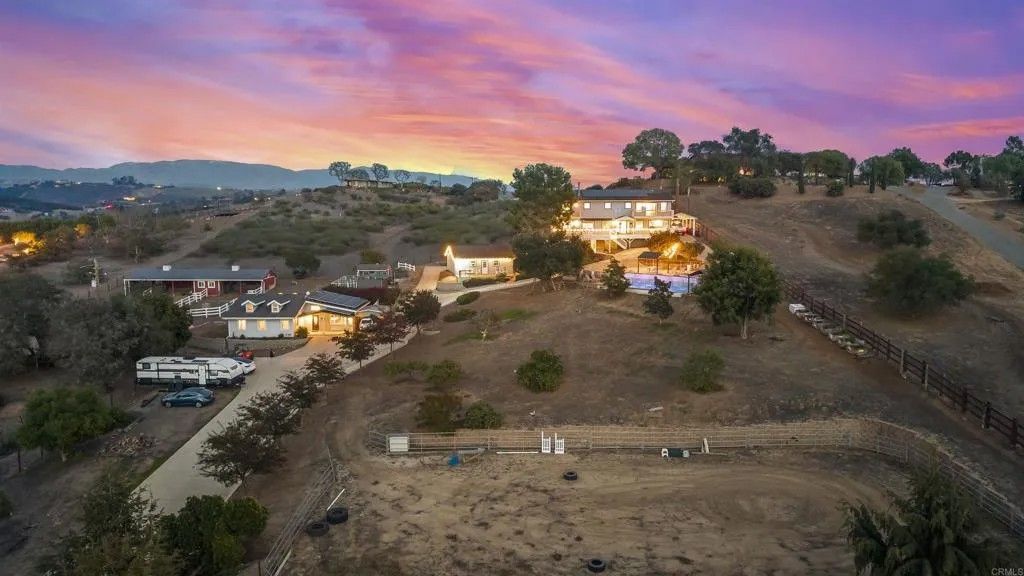 Photo of 31959 Via Ararat Drive, Bonsall, CA 92003 (MLS # PTP2600931)