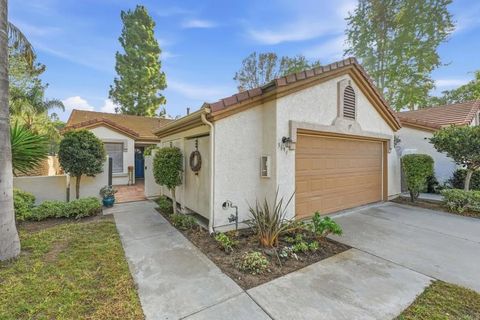 Photo of 3694 Fallon Circle, San Diego, CA 92130 (MLS # NDP2510806)