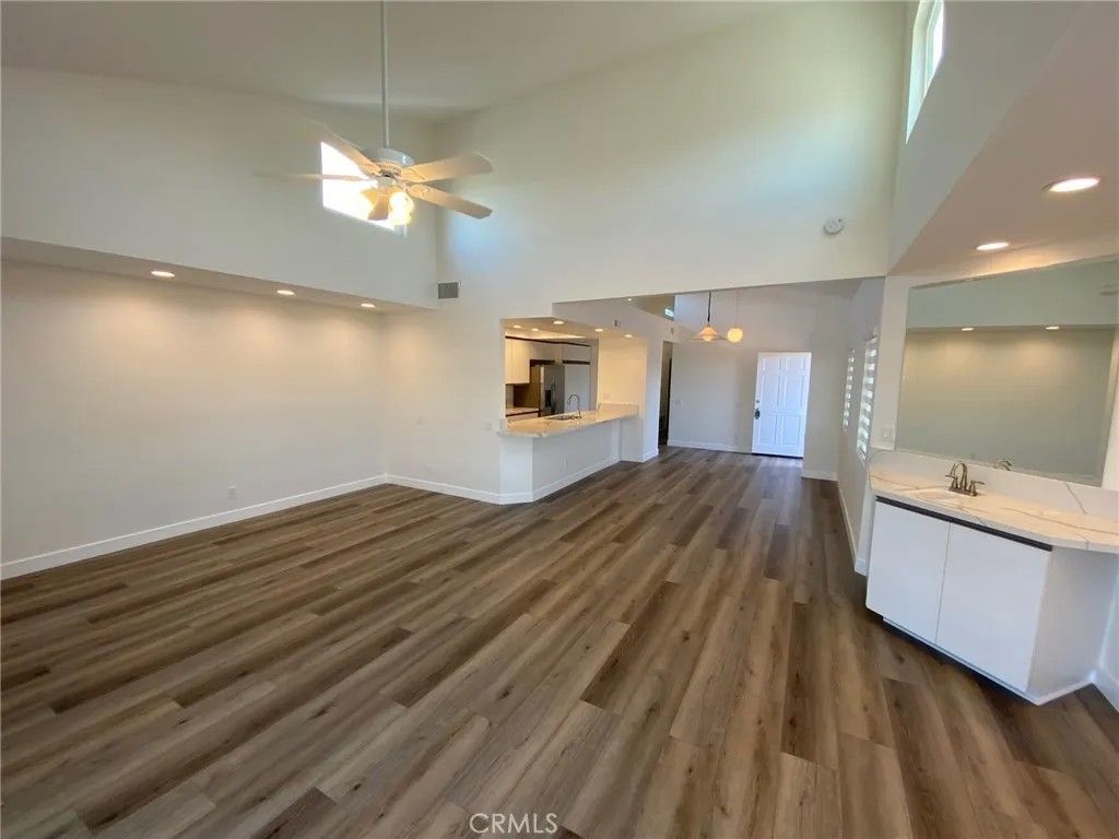 Photo of 406 Clubhouse AVE, Newport Beach, CA 92663 (MLS # NP26098507)