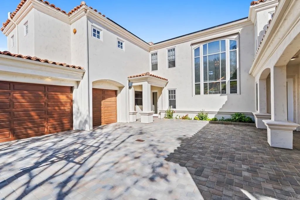 3376 Calle Tres Vistas