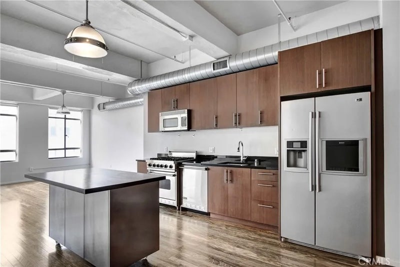 849 S Broadway