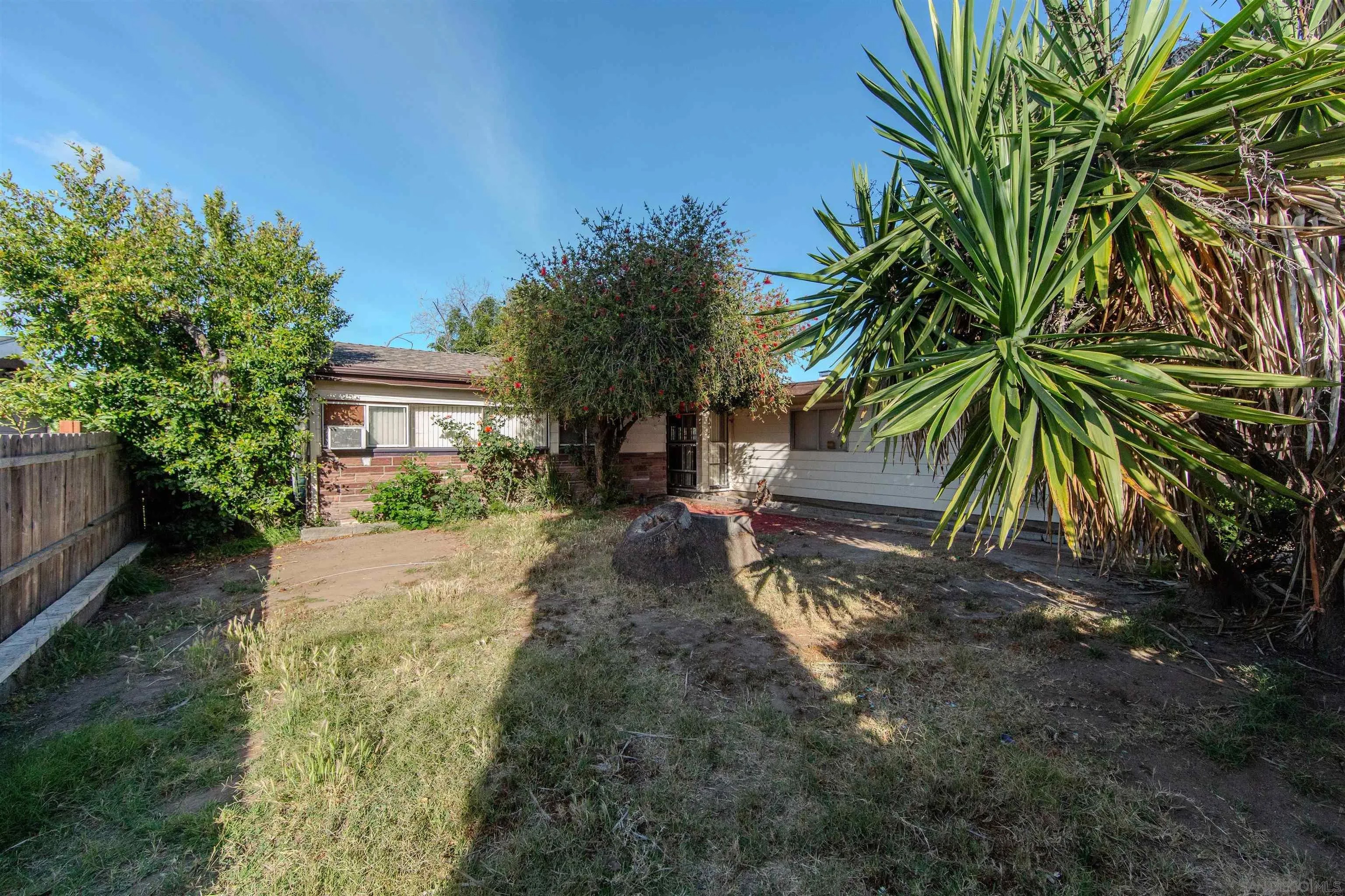 2564 Marathon Dr
