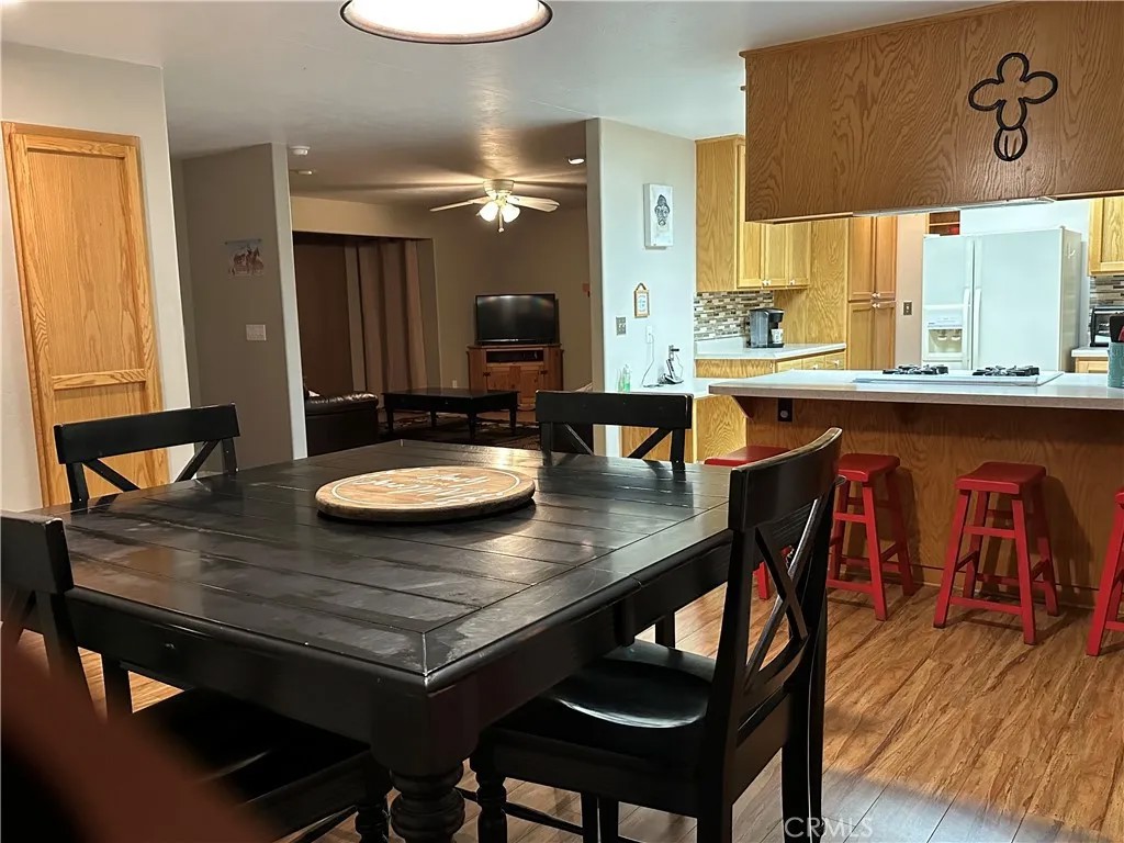 3958 Snow Creek