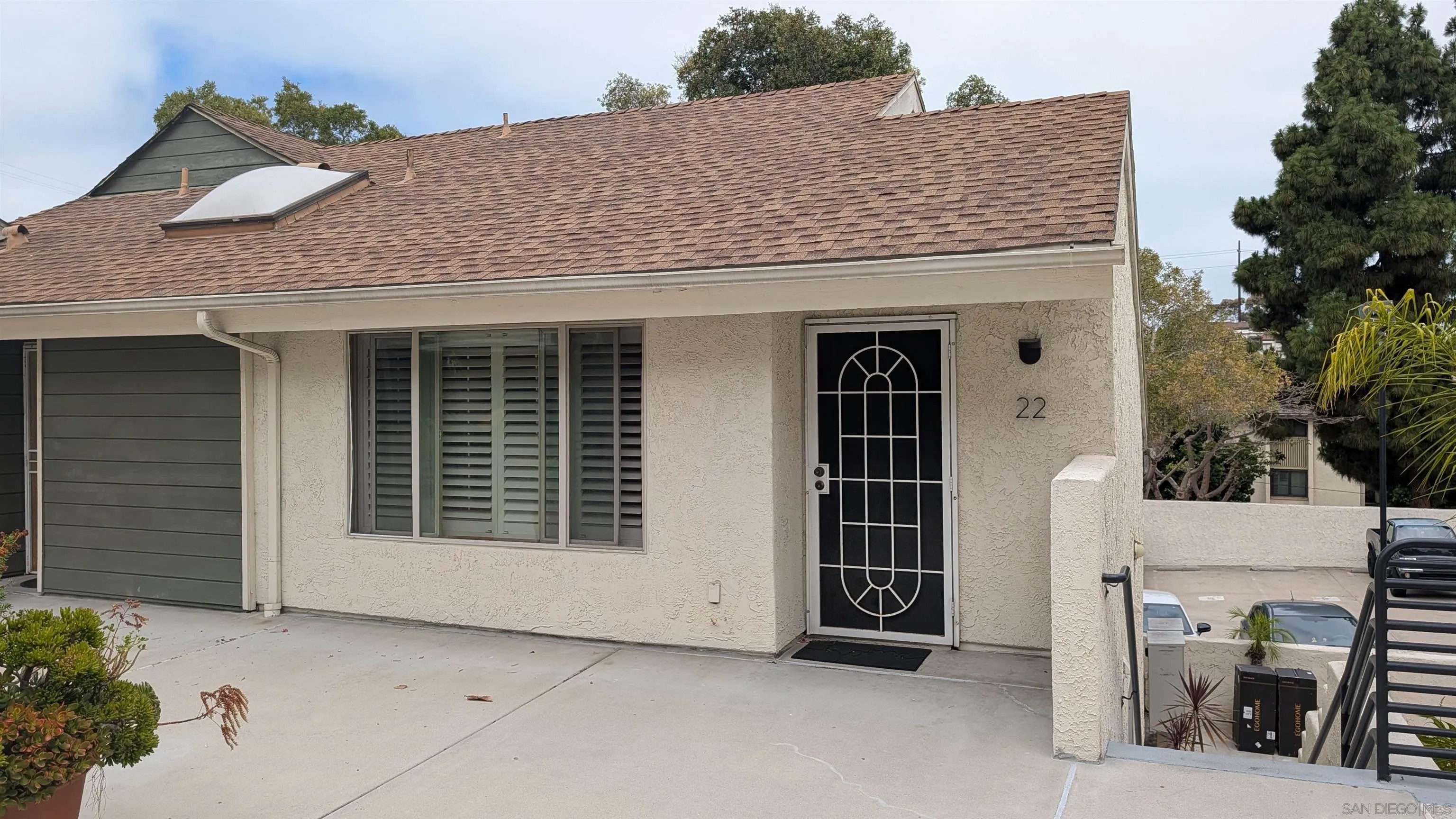 2249 Worden St 22