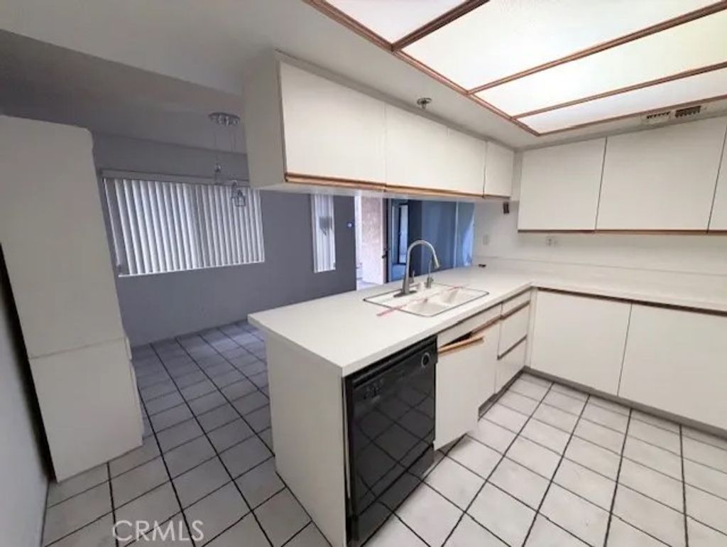 Photo of 200 E Racquet Club Drive #35, Palm Springs, CA 92262 (MLS # CV26079811)