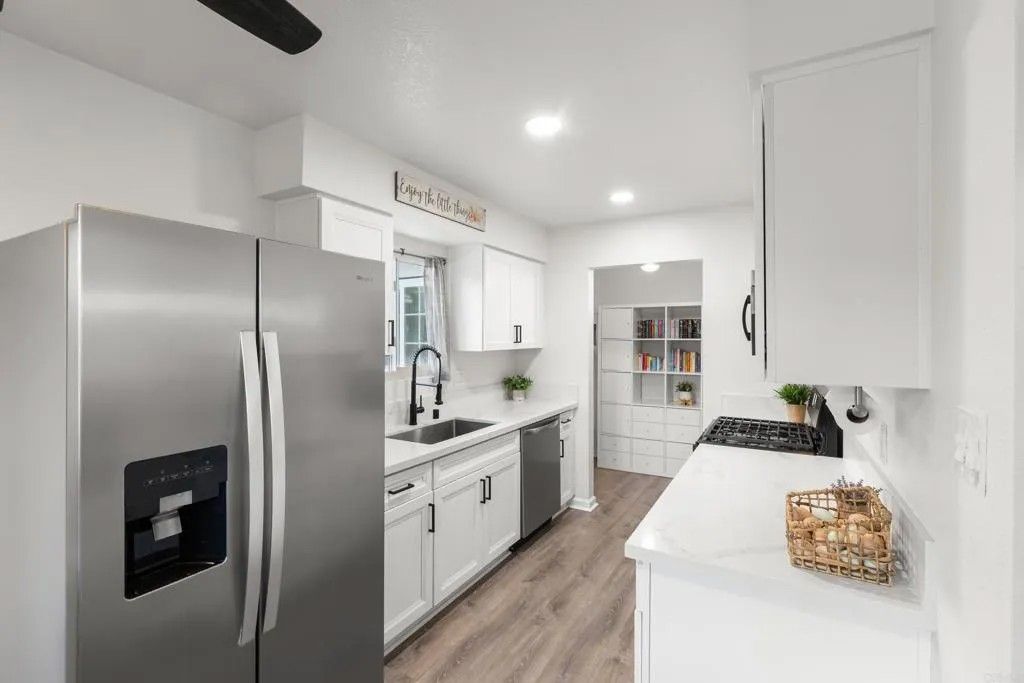 Photo of 1625 Anza Avenue, Vista, CA 92084 (MLS # NDP2604026)