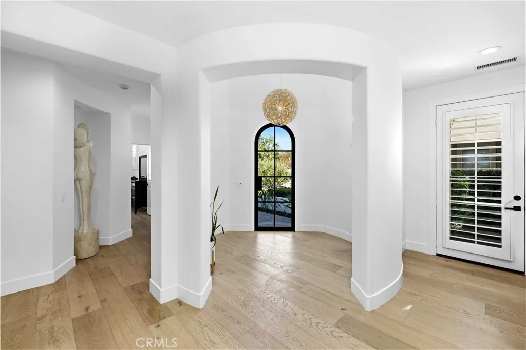 10 Copious Lane