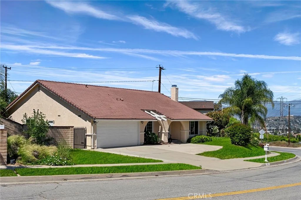 16495 Canelones Dr