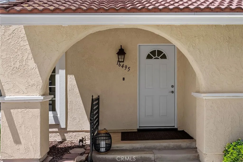 16495 Canelones Dr