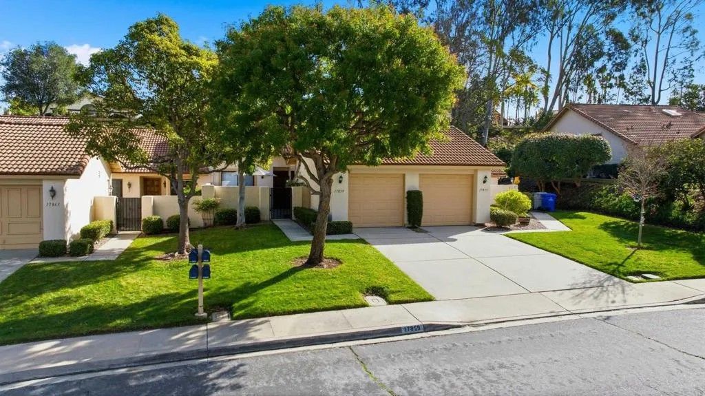 Photo of 17859 Avenida Alozdra, Rancho Bernardo (san Diego), CA 92128 (MLS # NDP2600326)
