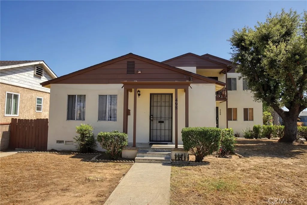 498 W Riggin Street
