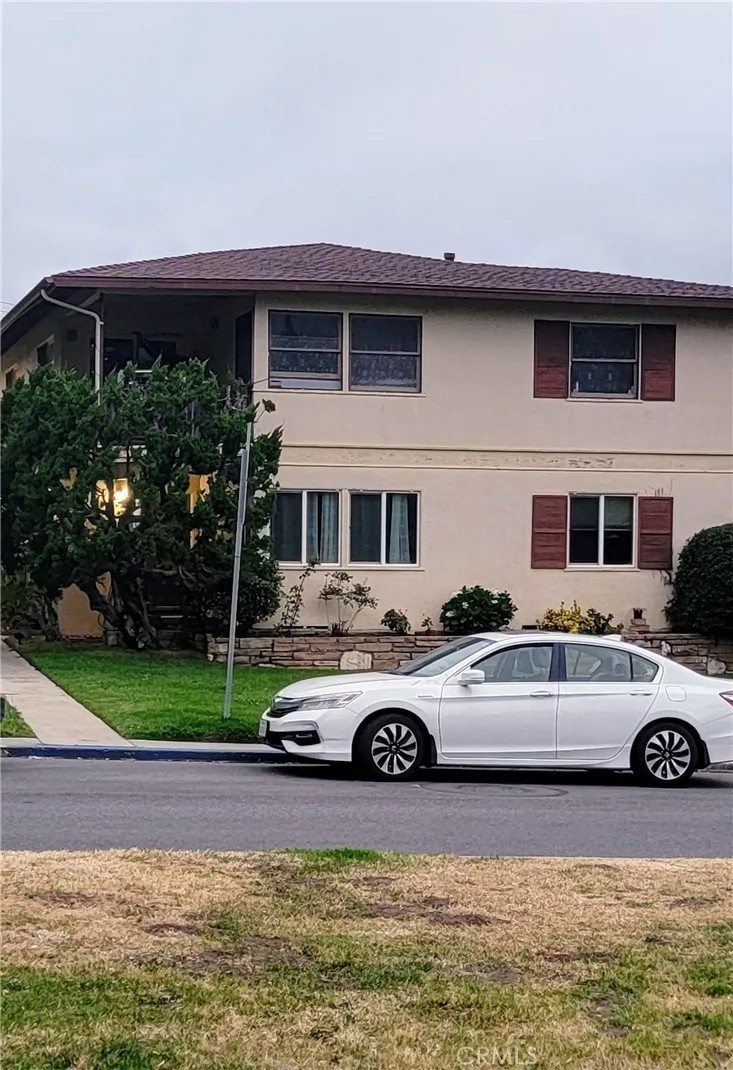 321 Calle Miramar