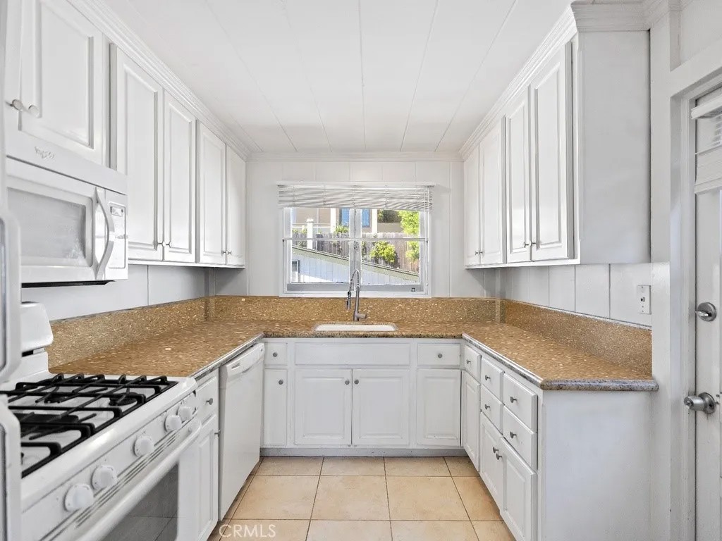 2838 Wards Terrace