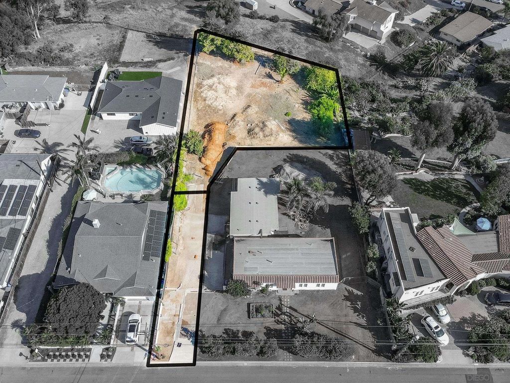 Photo of 230 Hoover Street, Oceanside, CA 92054 (MLS # 250041888)