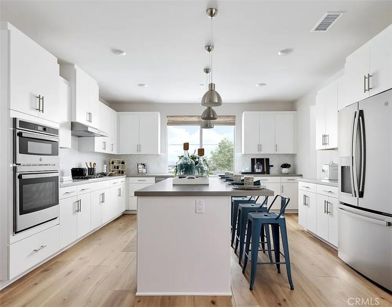 26998 Echo Mountain Way
