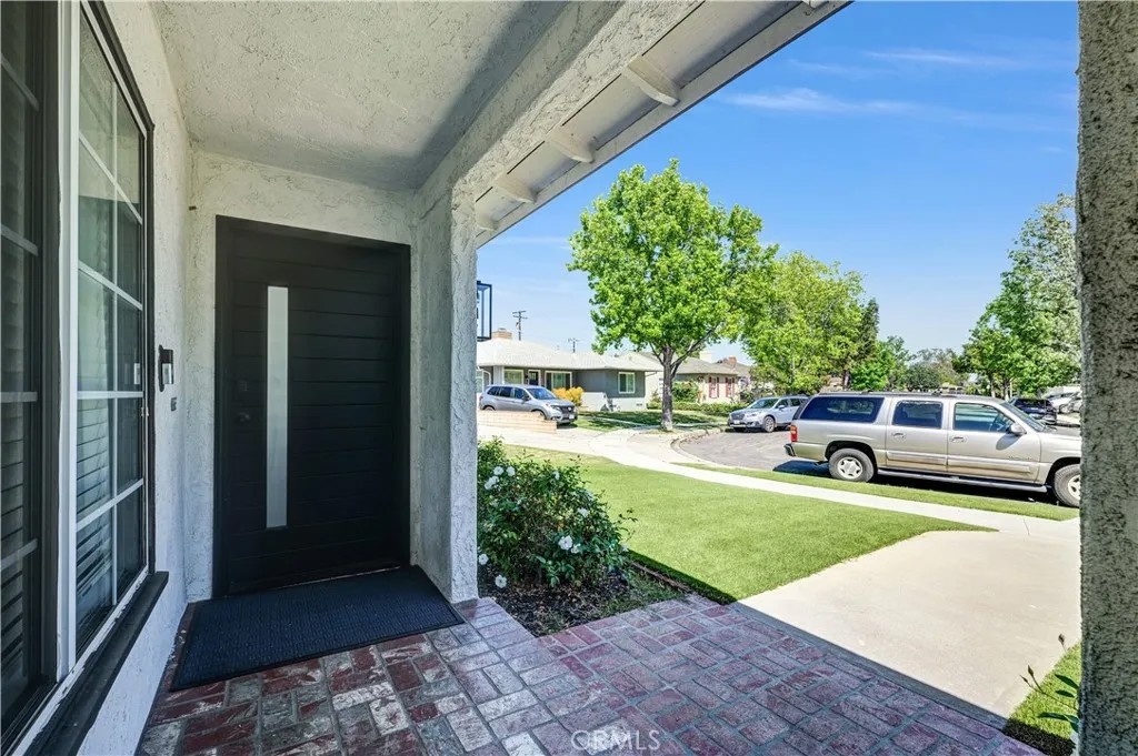 3965 N Marshall
