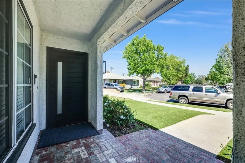 3965 N Marshall