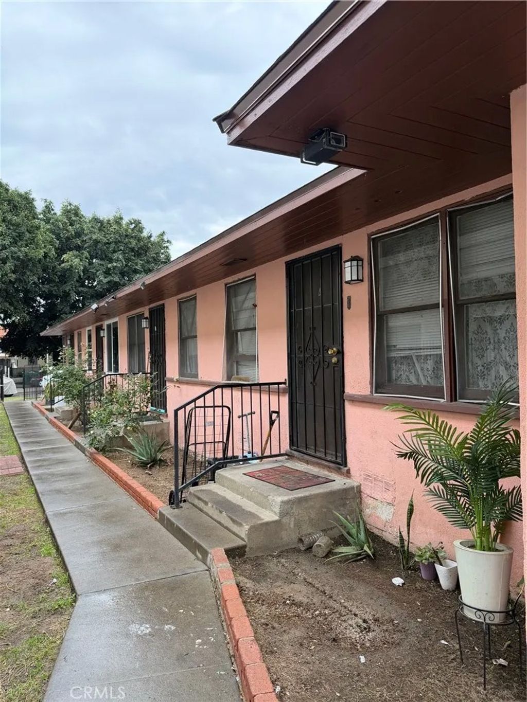 Photo of 1868 Locust Ave, Long Beach, CA 90806 (MLS # PW25281978)