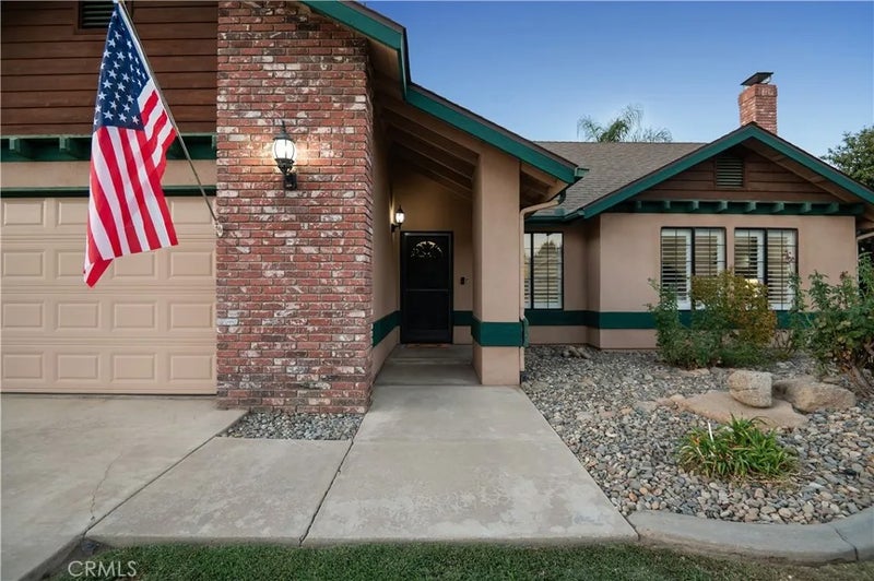2824 W Hemlock Court