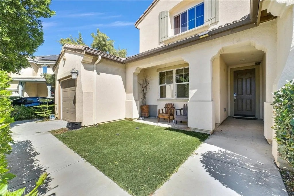 5570 Lark Sparrow Court