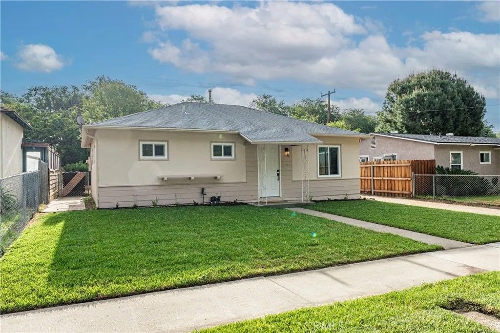 Photo of 2443 Roxbury Drive, San Bernardino, CA 92404 (MLS # IV26070485)