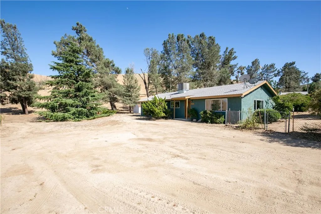 46404 Kings Canyon Road