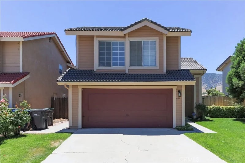 422 Sherwood Place