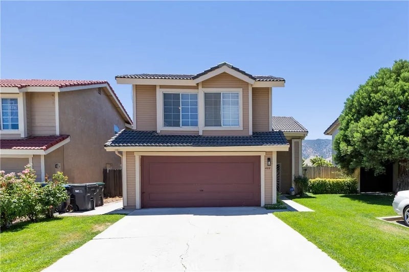 422 Sherwood Place