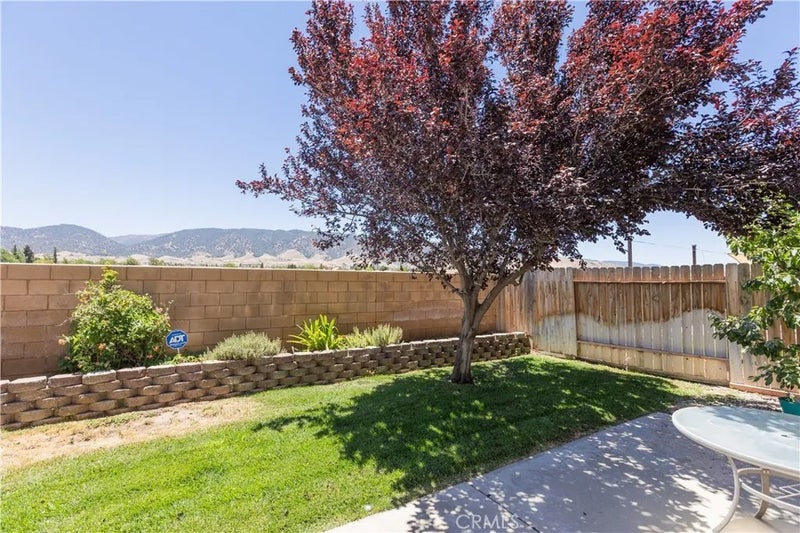 422 Sherwood Place