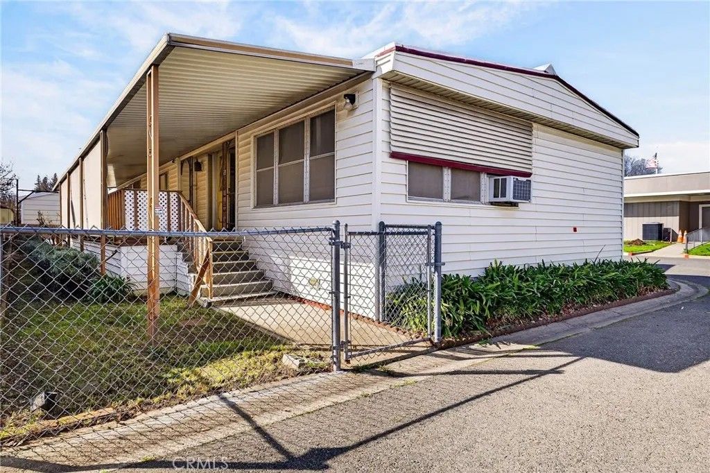 Photo of 701 E Lassen Ave #108, Chico, CA 95973 (MLS # SN26027703)