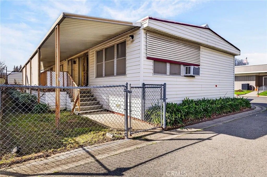 Photo of 701 E Lassen Ave #108, Chico, CA 95973 (MLS # SN26027703)