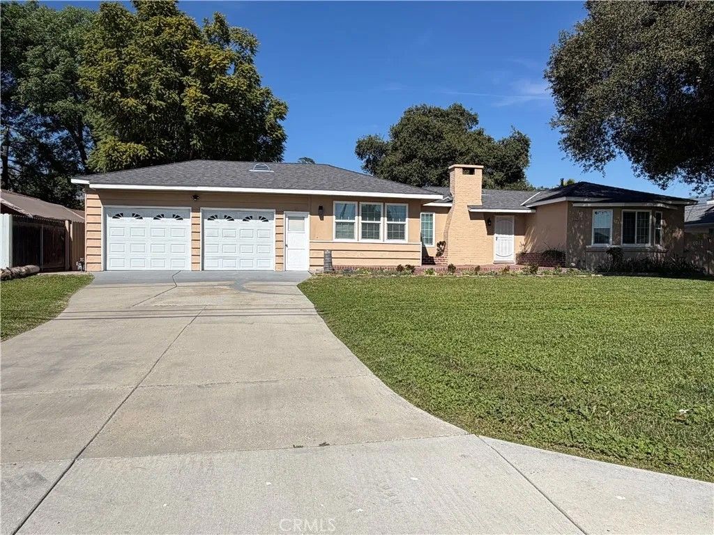 Photo of 901 El Dorado St, Monrovia, CA 91016 (MLS # WS26043240)