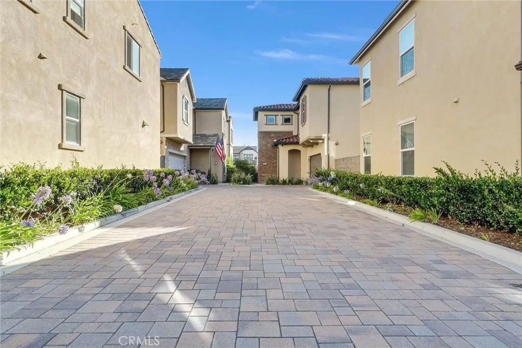 1164 Portola Oaks Dr